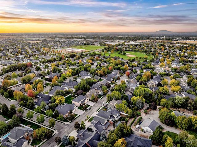 2816 S Bear Claw Way, Meridian, ID 83642