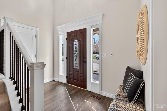 2816 S Bear Claw Way, Meridian, ID 83642