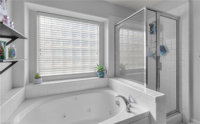 805 Calvert CT, Chesapeake, VA 23320