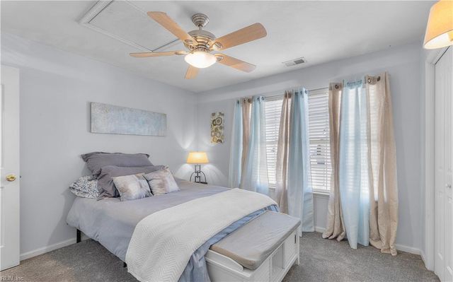 805 Calvert CT, Chesapeake, VA 23320