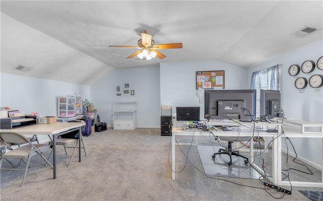 805 Calvert CT, Chesapeake, VA 23320