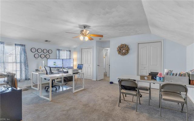 805 Calvert CT, Chesapeake, VA 23320