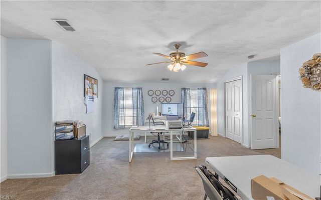 805 Calvert CT, Chesapeake, VA 23320