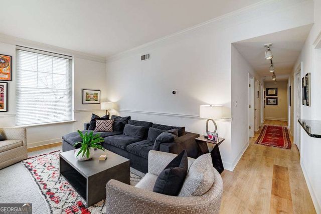 247 E Washington Street 207, Athens, GA 30601