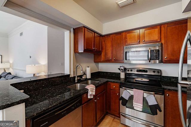 247 E Washington Street 207, Athens, GA 30601