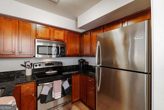 247 E Washington Street 207, Athens, GA 30601