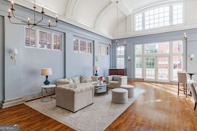 247 E Washington Street 207, Athens, GA 30601