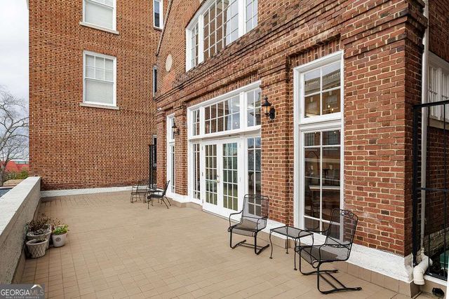 247 E Washington Street 207, Athens, GA 30601