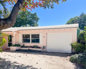 210 Debra Lane, Palm Beach, FL 33480