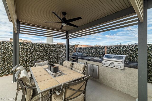 6088 Rockway Glen Avenue, Las Vegas, NV 89141