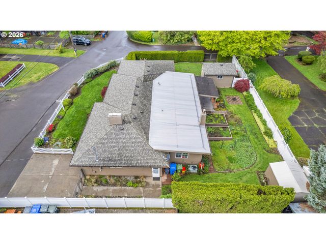 5775 Se WESTFORK St, Portland, OR 97206