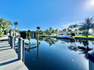 230 SE 3rd Ave, Pompano Beach, FL 33060
