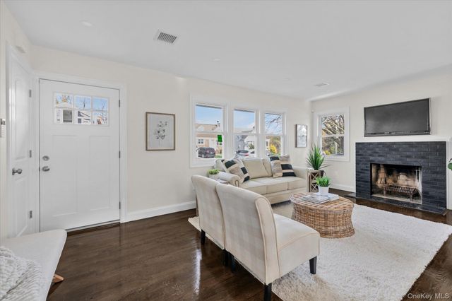 2766 Woods Avenue, Oceanside, NY 11572