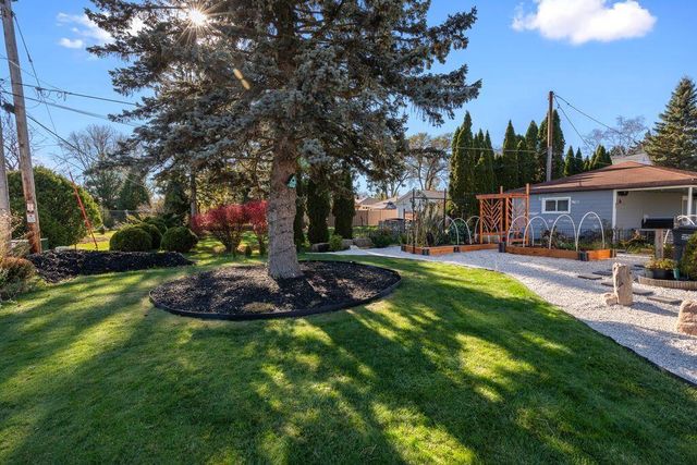 2621 Pine Grove AVENUE, Sheboygan, WI 53083