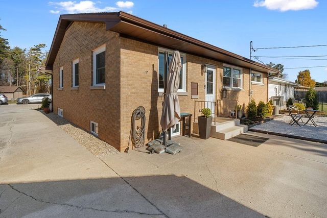 2621 Pine Grove AVENUE, Sheboygan, WI 53083