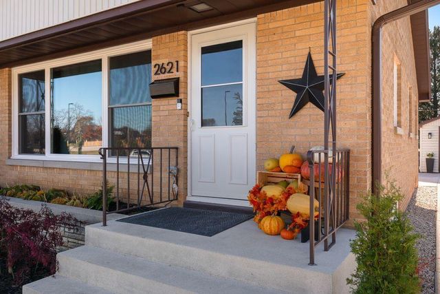 2621 Pine Grove AVENUE, Sheboygan, WI 53083