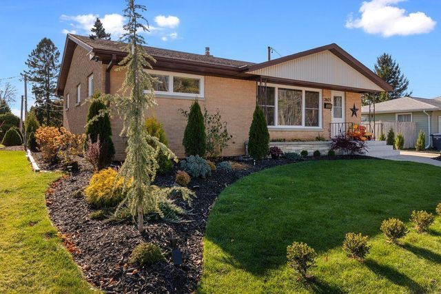 2621 Pine Grove AVENUE, Sheboygan, WI 53083