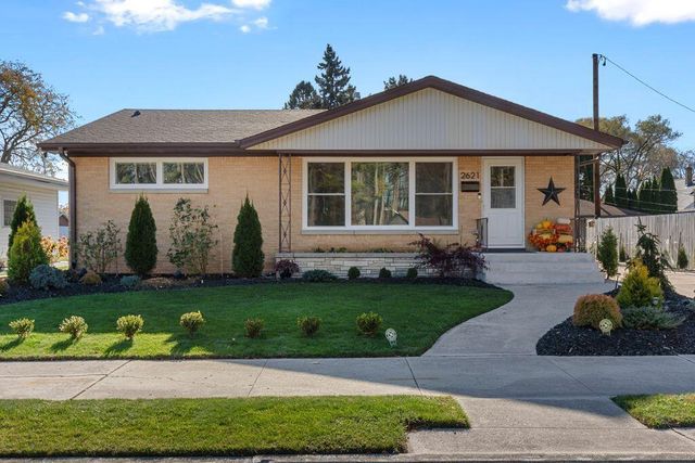 2621 Pine Grove AVENUE, Sheboygan, WI 53083