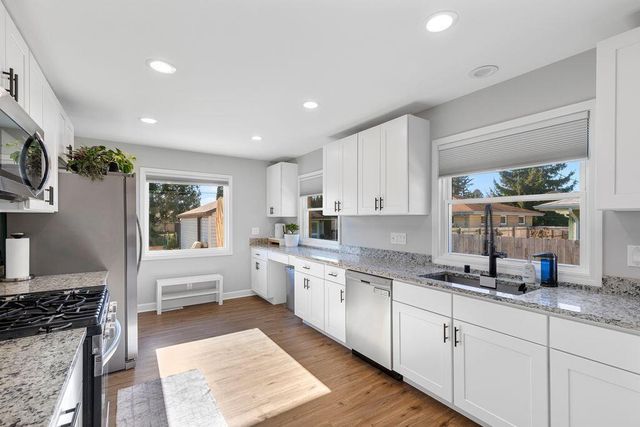 2621 Pine Grove AVENUE, Sheboygan, WI 53083