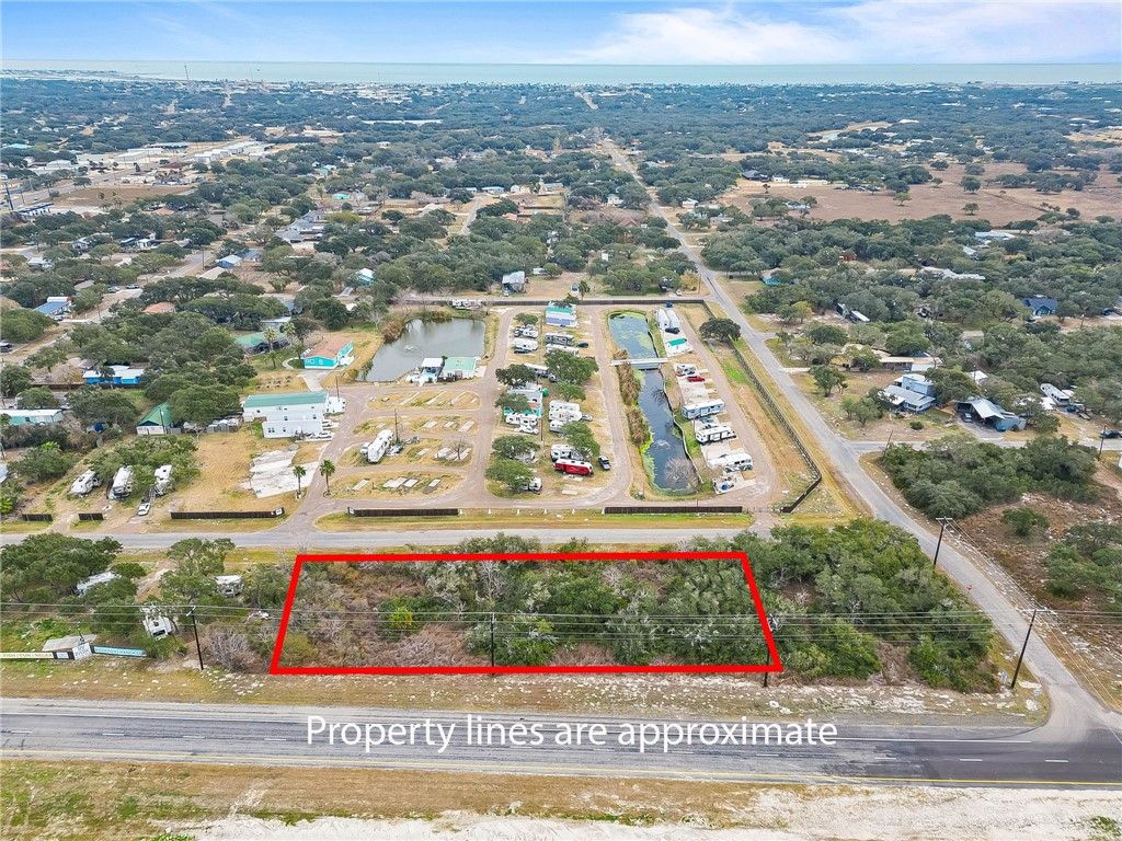 1929 West Terrace Blvd, Rockport, TX 78382 — photo 2
