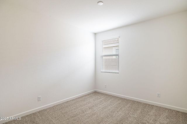 17656 W ONYX Avenue, Waddell, AZ 85355