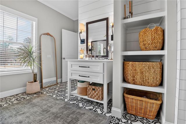 2430 Rose Mill SW Court, Atlanta, GA 30311