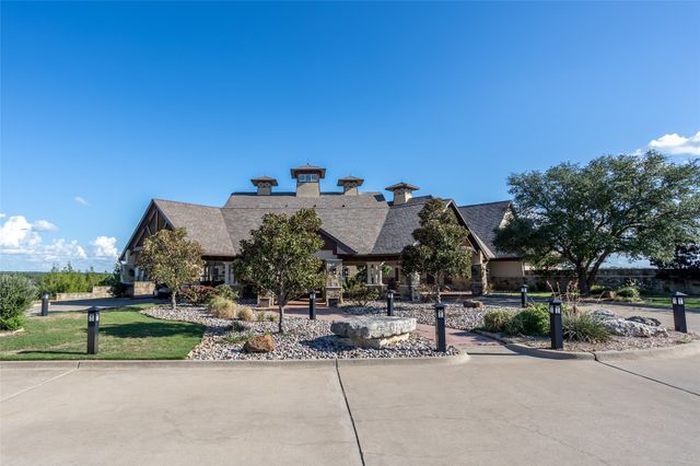 7509 Retreat Boulevard, Cleburne, TX 76033