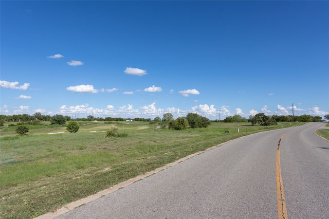 7509 Retreat Boulevard, Cleburne, TX 76033