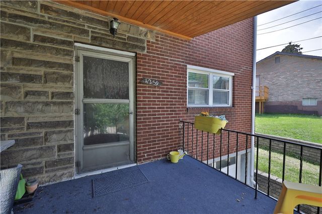 4259 Minnesota St, Greenfield, PA 15217