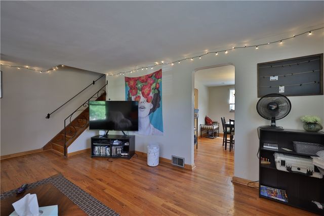 4259 Minnesota St, Greenfield, PA 15217