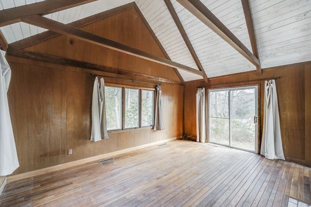24 Spoondrift Way, Mashpee, MA 02649