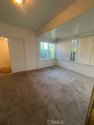 1326 W 98th, Los Angeles, CA 90044