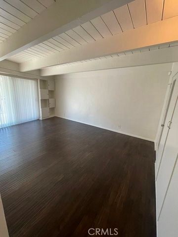 1326 W 98th, Los Angeles, CA 90044