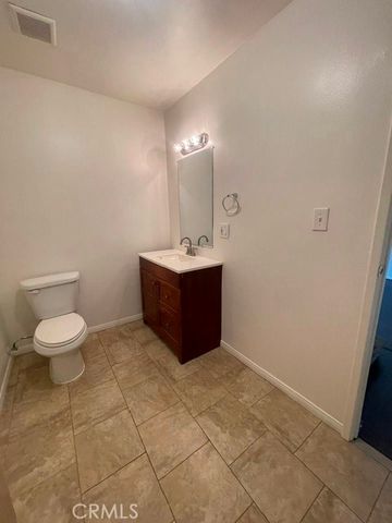 1326 W 98th, Los Angeles, CA 90044