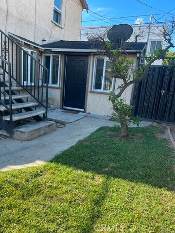 1326 W 98th, Los Angeles, CA 90044