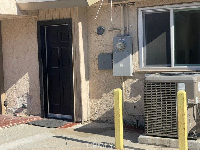 1326 W 98th, Los Angeles, CA 90044
