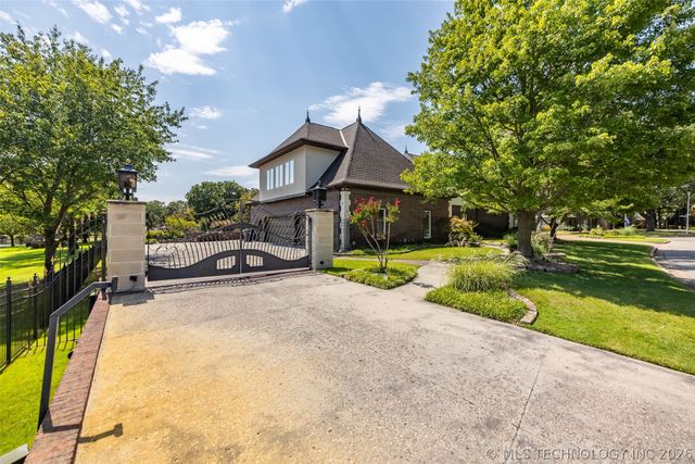 11503 S Granite Avenue, Tulsa, OK 74137
