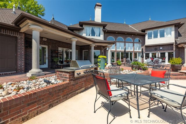 11503 S Granite Avenue, Tulsa, OK 74137