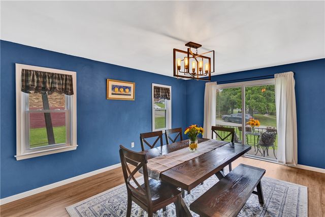 3416 Sterling Dr, Bethel Park, PA 15102