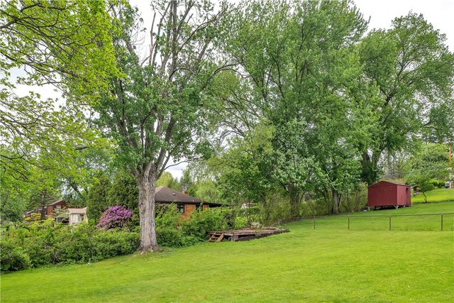3416 Sterling Dr, Bethel Park, PA 15102