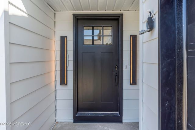 143 Davenport Road, Toms River, NJ 08757