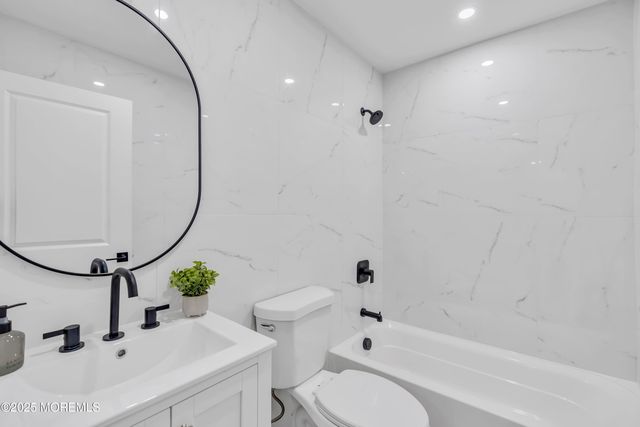 143 Davenport Road, Toms River, NJ 08757