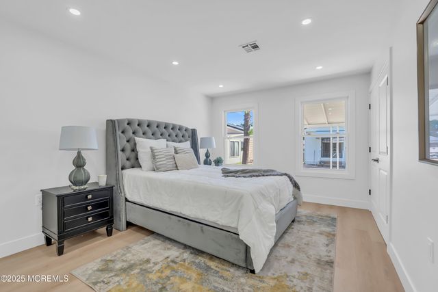 143 Davenport Road, Toms River, NJ 08757