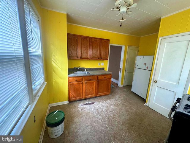 4562 HARDING RD, Pennsauken, NJ 08109