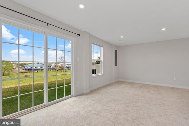 1505 WILMER PARK LN, Frederick, MD 21703