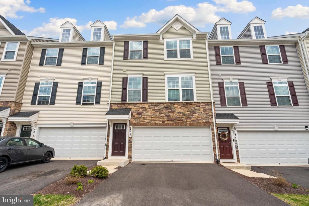 1505 WILMER PARK LN, Frederick, MD 21703