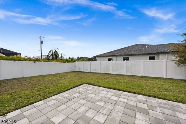 1510 NW 4th ST, Cape Coral, FL 33993