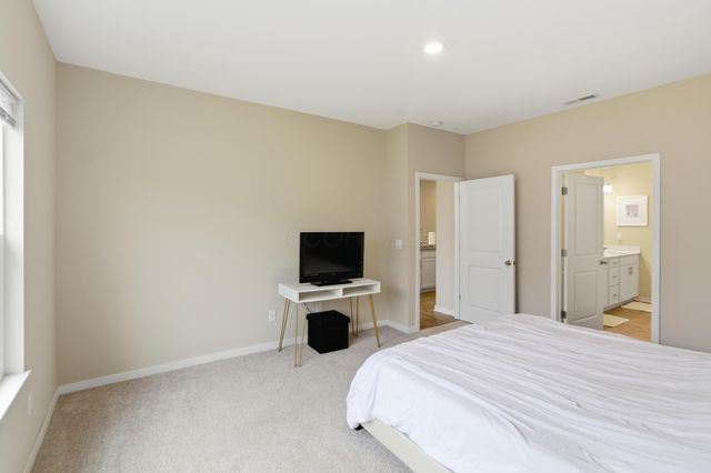 727 Abby Drive, Plain City, OH 43064