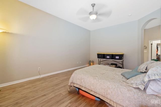 11305 Andretti, Bakersfield, CA 93312