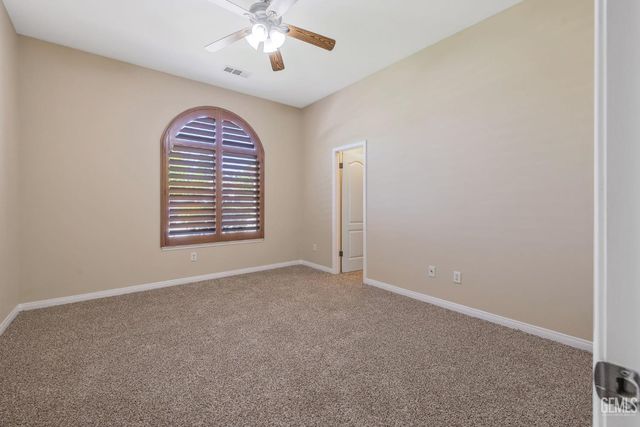 11305 Andretti, Bakersfield, CA 93312